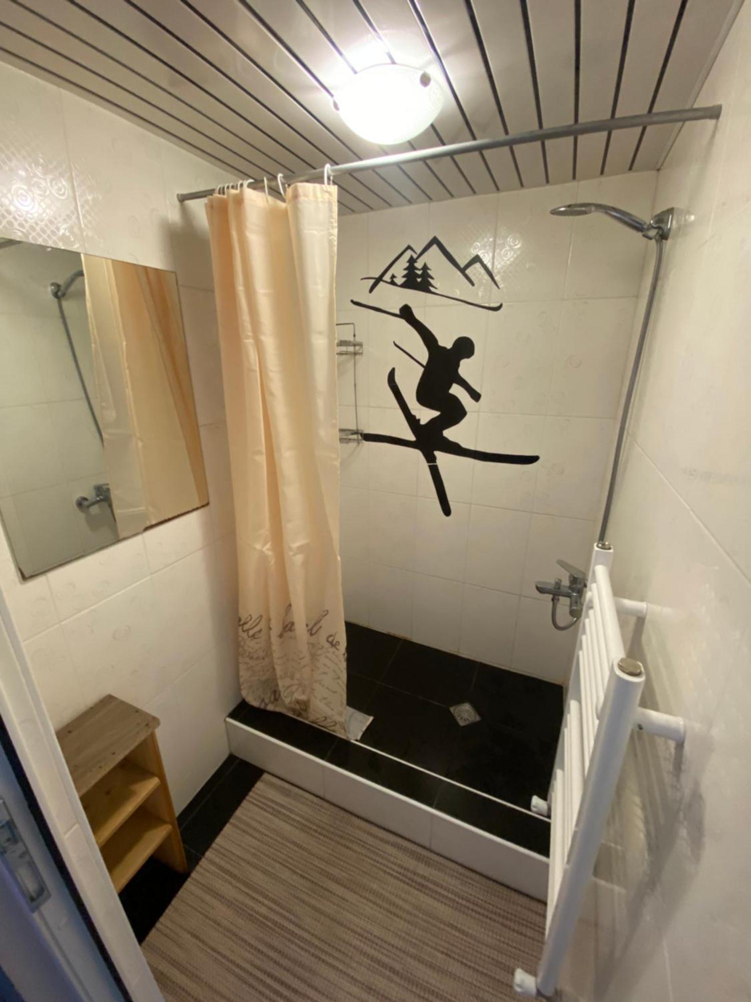 Riders House New Gudauri Hostel Εξωτερικό φωτογραφία